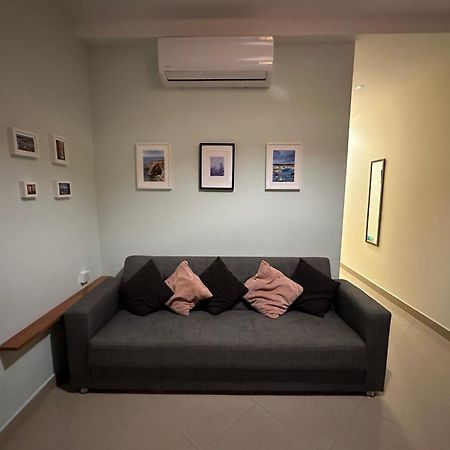 Ewa Apt - 3-Bedrooms Apt Near Sliema - St Julians Seafront Gzira Esterno foto