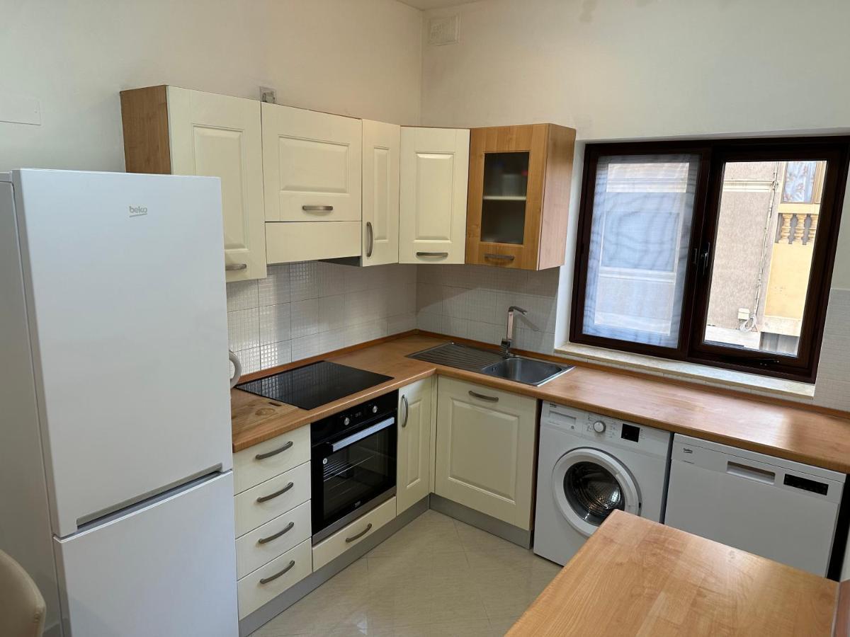 Ewa Apt - 3-Bedrooms Apt Near Sliema - St Julians Seafront Gzira Esterno foto