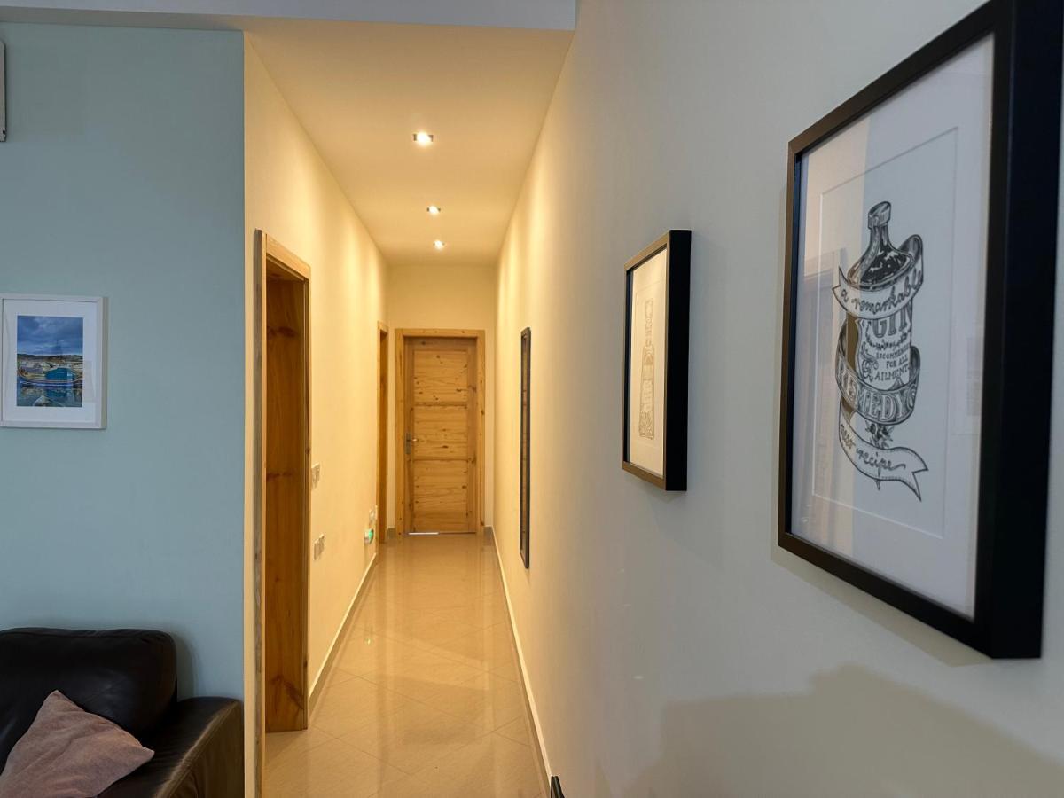 Ewa Apt - 3-Bedrooms Apt Near Sliema - St Julians Seafront Gzira Esterno foto